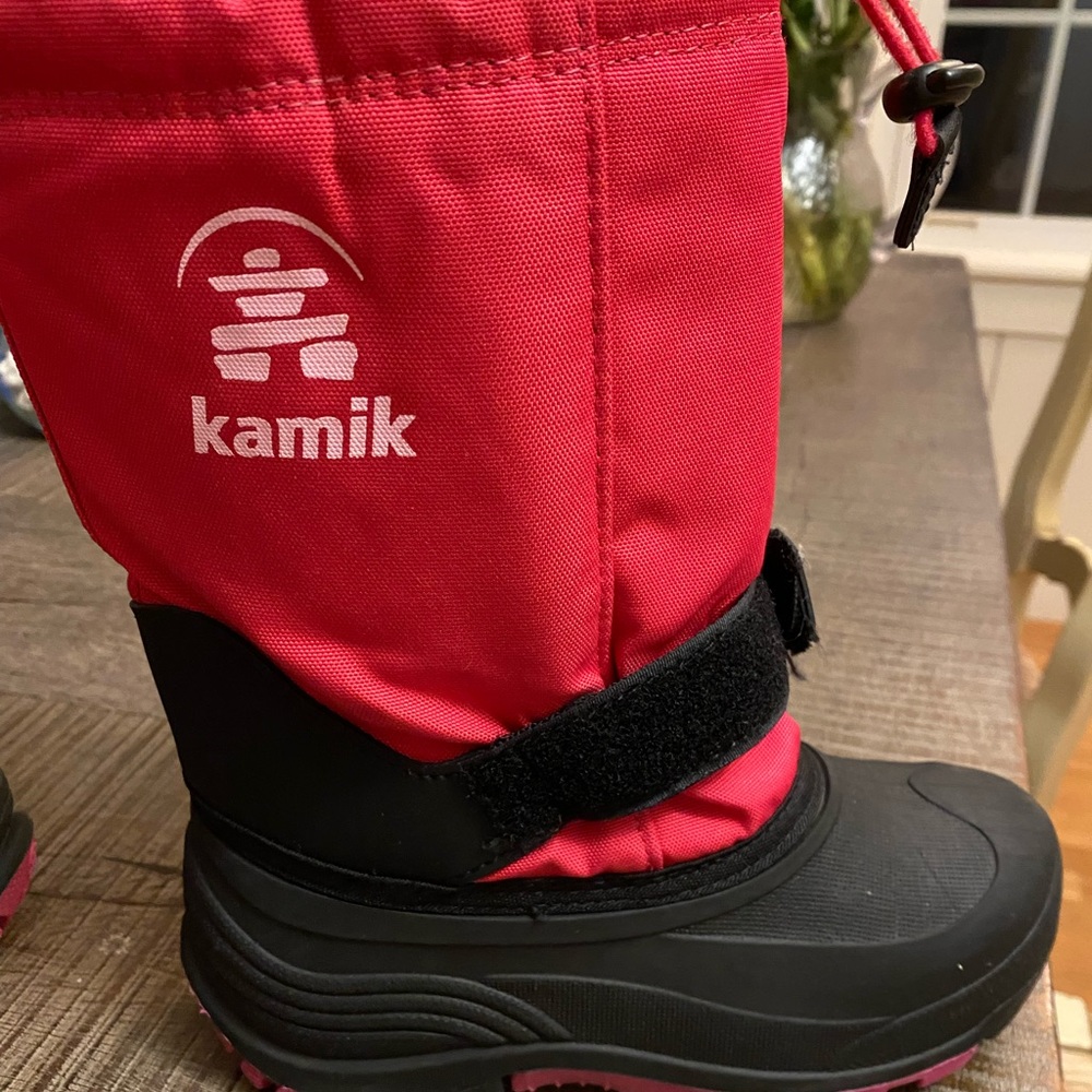 Big Girls size 3 KAMIK snow boots
